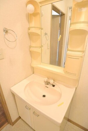 ブリージングタウン百草園の物件内観写真